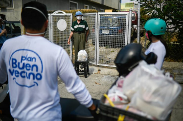 Plan Buen Vecino recorre Caracas ayudando a los abuelitos de la ciudad