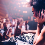 El fenómeno de las minitecas, conoce las siete más famosas