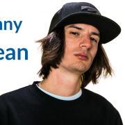 Danny Ocean se rehúsa a detener sus producciones musicales