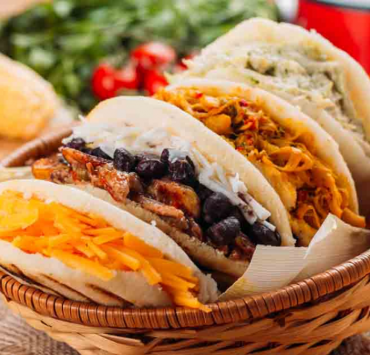 Celebrar El día mundial de la arepa