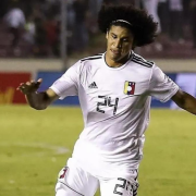 Eduard Bello en la Vinotinto