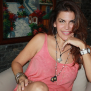 Luz Marina Ancelmi la cantante de A Flor de Piel