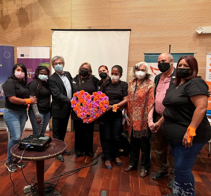 Mujeres constructoras de paz