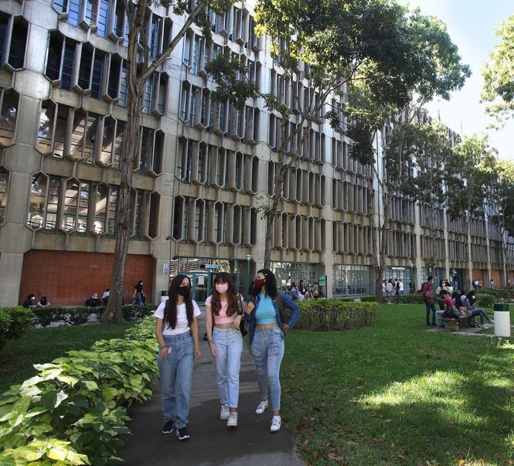 UCAB retoma las clases presenciales