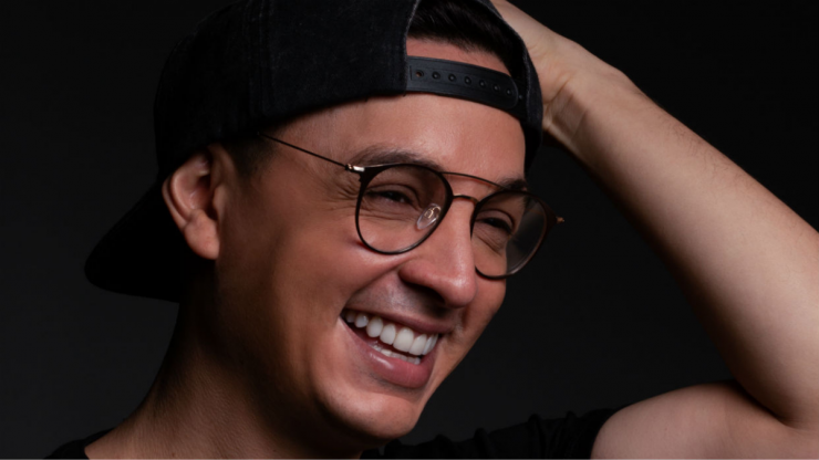 Víctor Drija, artista multifacético e integral