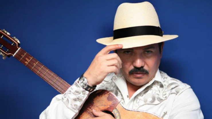 Luis Silva, cantautor conocido como “El Barinés de Oro”
