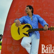 Sergio Pérez, 30 años al son de su música