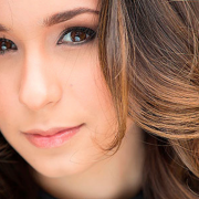 La dulce y educada voz de Anaís Vivas