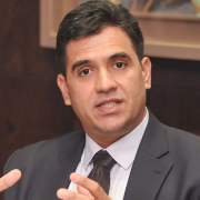 Álvaro Celis nació en Maracay, Venezuela. Estudió Ciencias de Computación en la Universidad Simón Bolívar, graduándose con honores. Vamos a conocer más sobre Álvaro Celis, venezolano líder en tecnología.