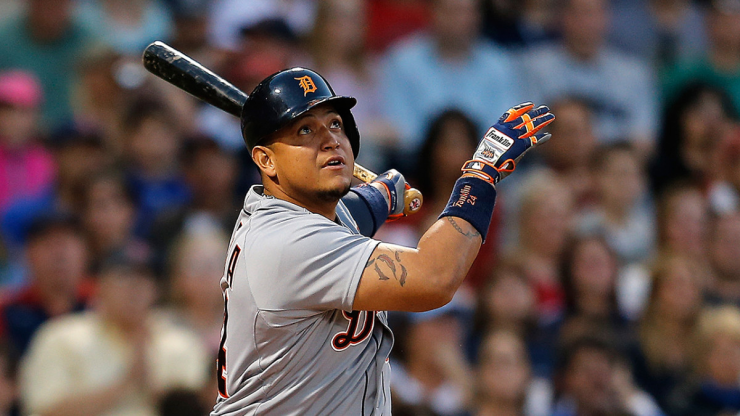 Miguel Cabrera, apuntando a las nubes